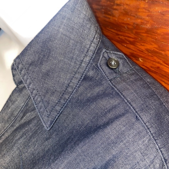 Express Women's Button-Up Long Sleeve Shirt - Picture 7 of 12